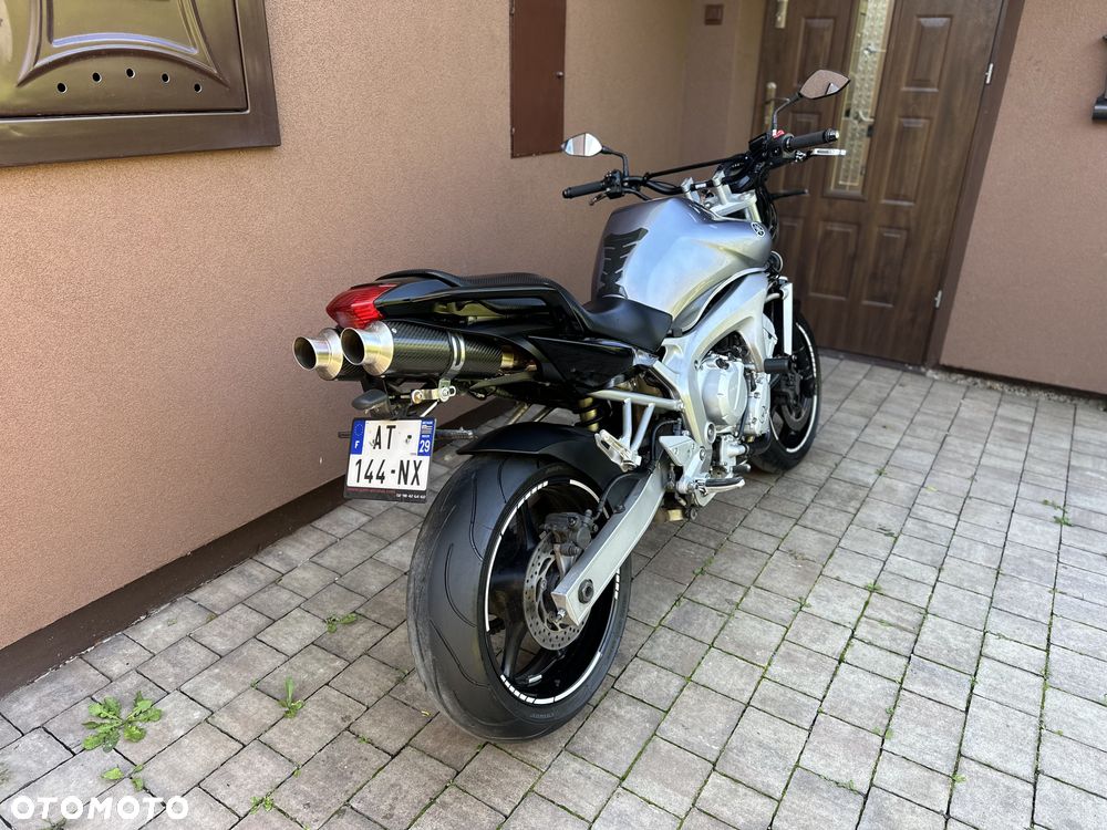 Yamaha FZ6 - 6