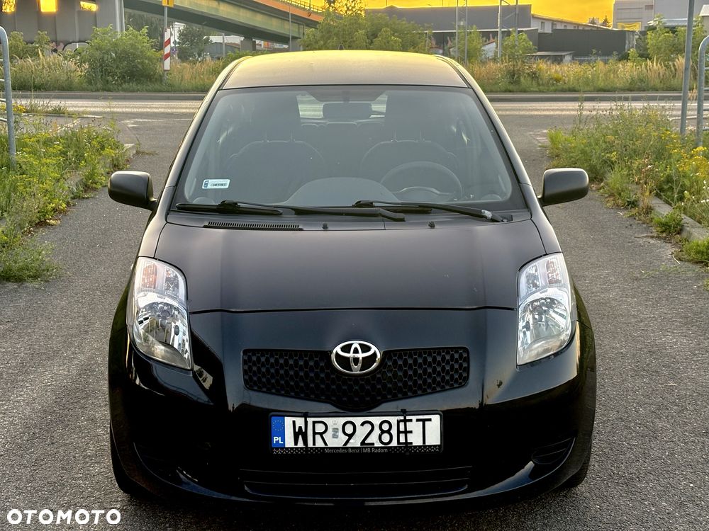 Toyota Yaris - 2