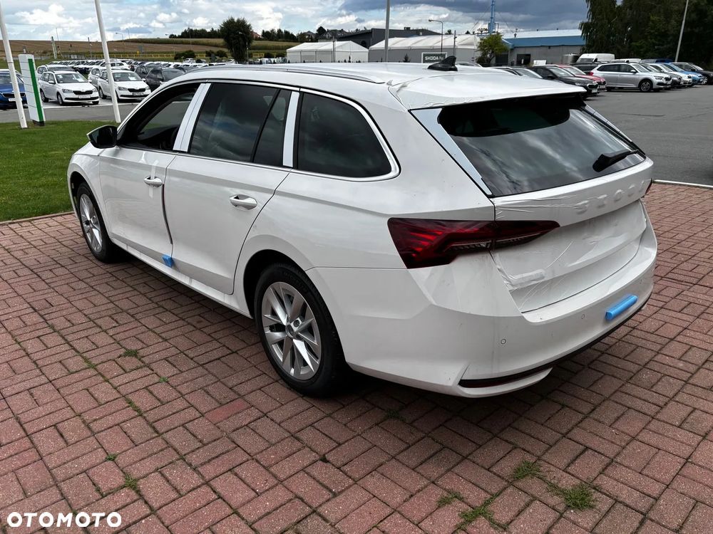 Skoda Octavia 2.0 TDI Selection - 9