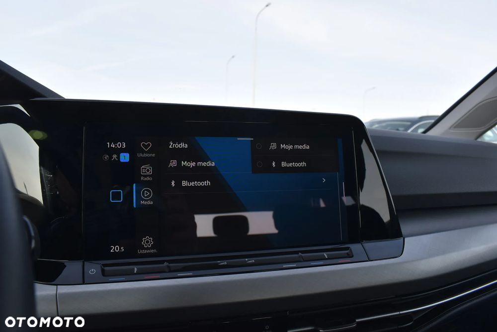 Volkswagen Golf 1.5 eTSI OPF DSG Life - 28