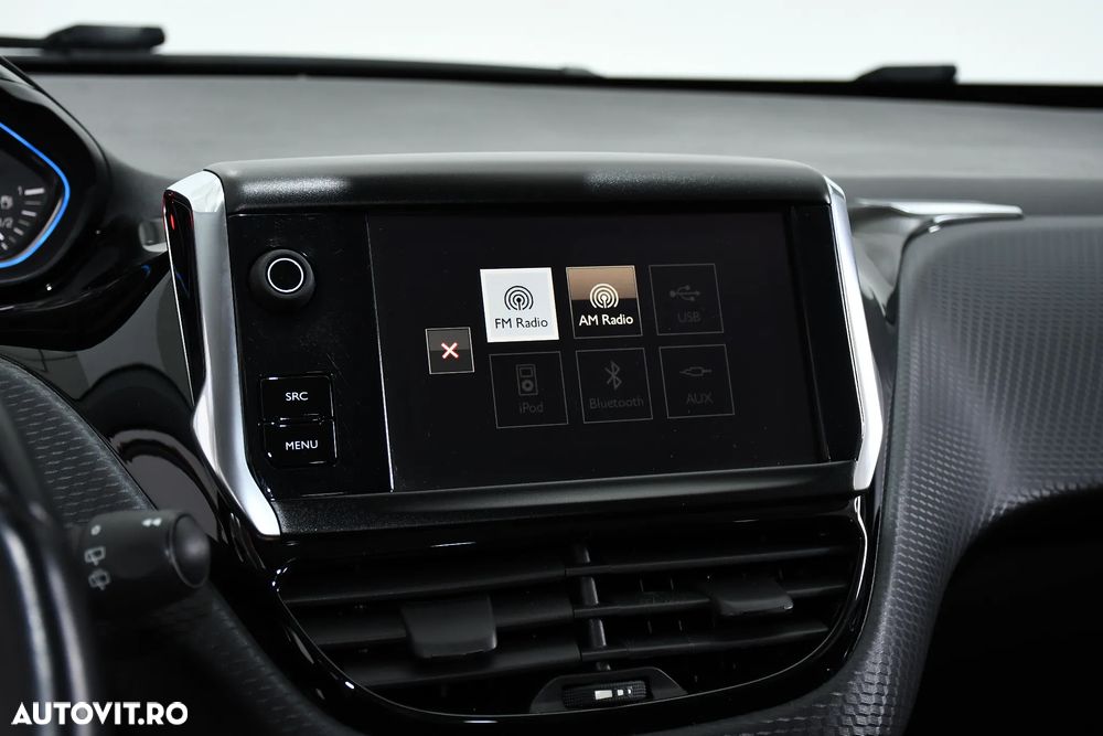 Peugeot 2008 PureTech 82 ETG5 STOP&START Allure - 28