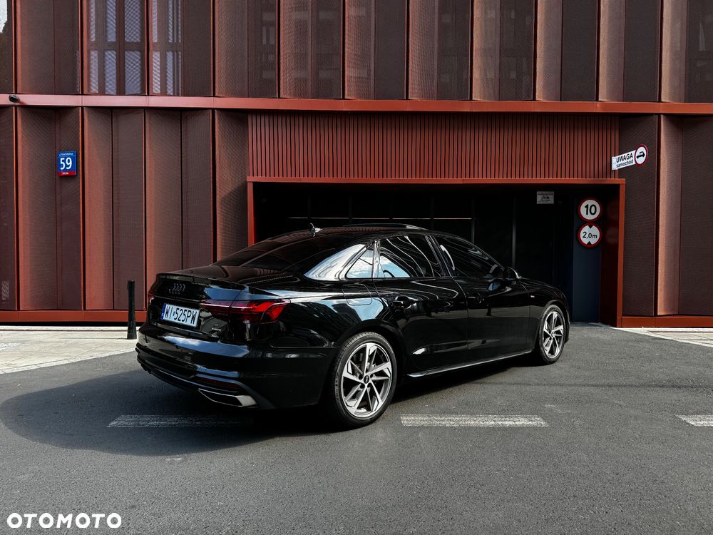 Audi A4 Limousine 45 TFSI quattro S tronic S line - 4
