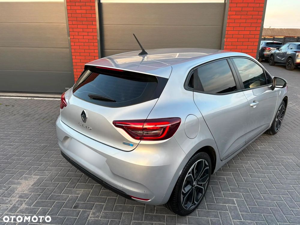 Renault Clio E-TECH 140 INTENS - 1