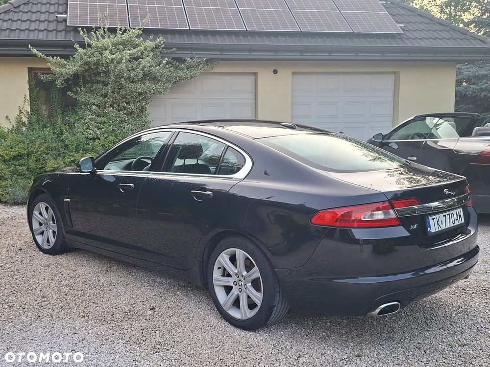 Jaguar XF 3.0 V6 D Premium Luxury - 17