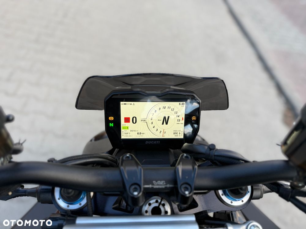 Ducati Streetfighter V4 - 23