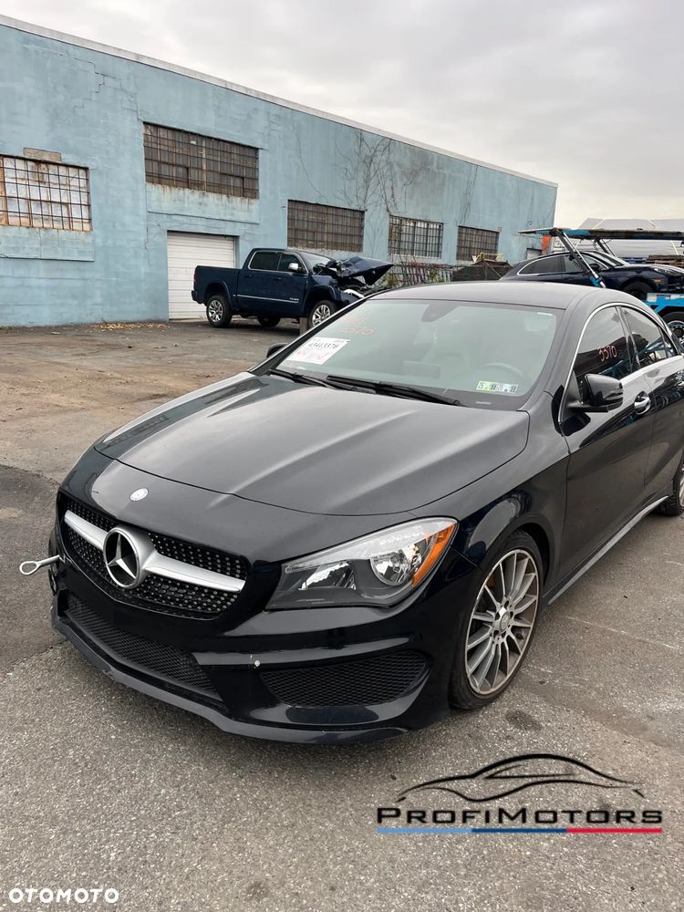 Mercedes-Benz CLA 250 4-Matic AMG Line - 1