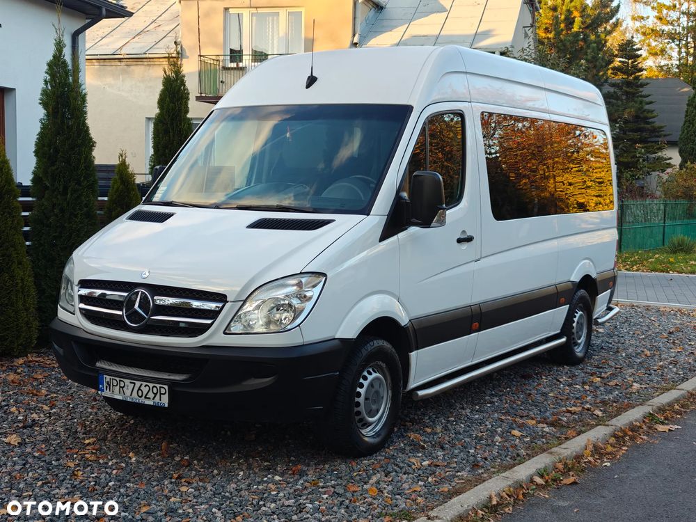 Mercedes-Benz Sprinter - 2