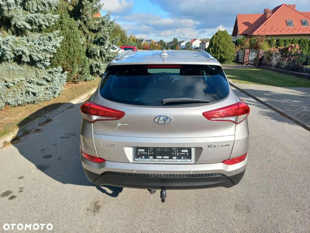 Hyundai Tucson blue 1.7 CRDi 2WD Style - 16
