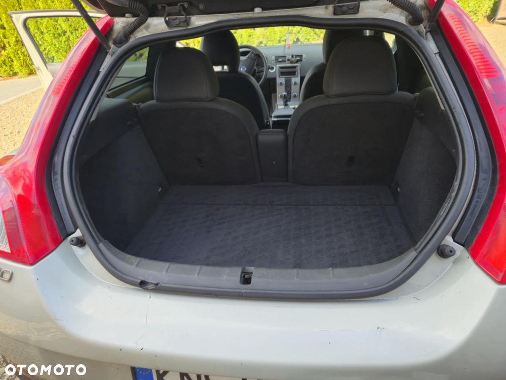 Volvo C30 1.6D DRIVe Momentum - 6