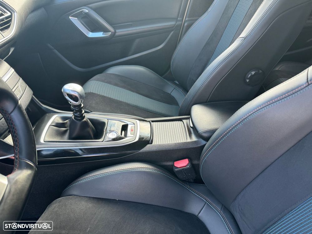 Peugeot 308 PureTech 130 GPF Stop & Start Tech Edition - 9