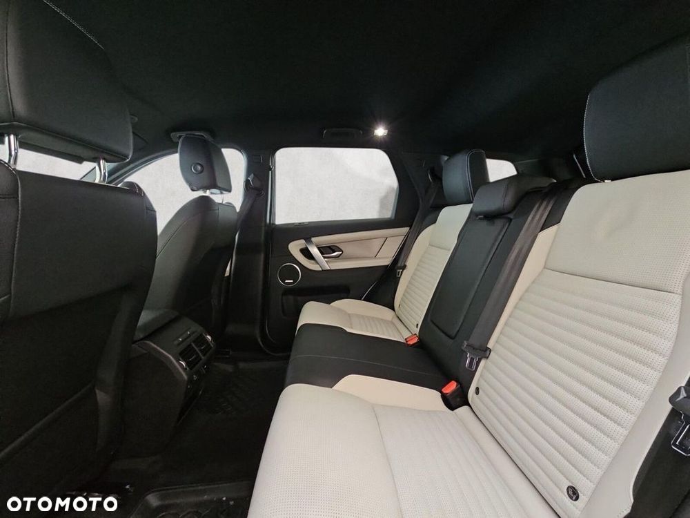Land Rover Discovery Sport - 14