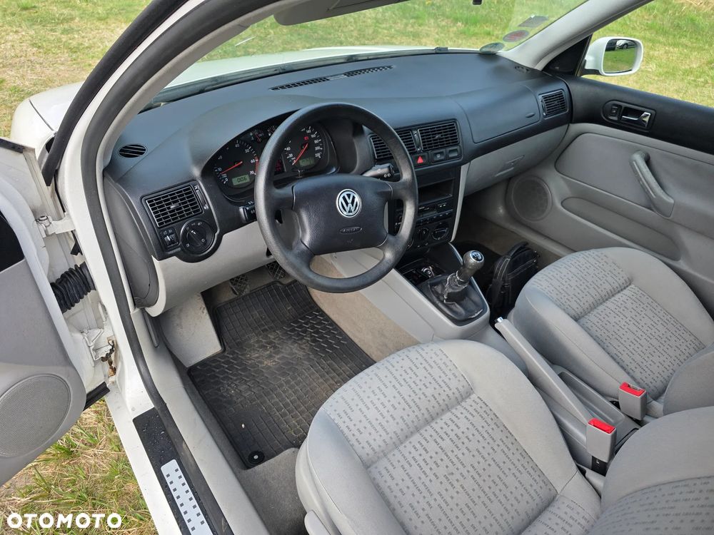 Volkswagen Golf 1.4 Sportline - 26
