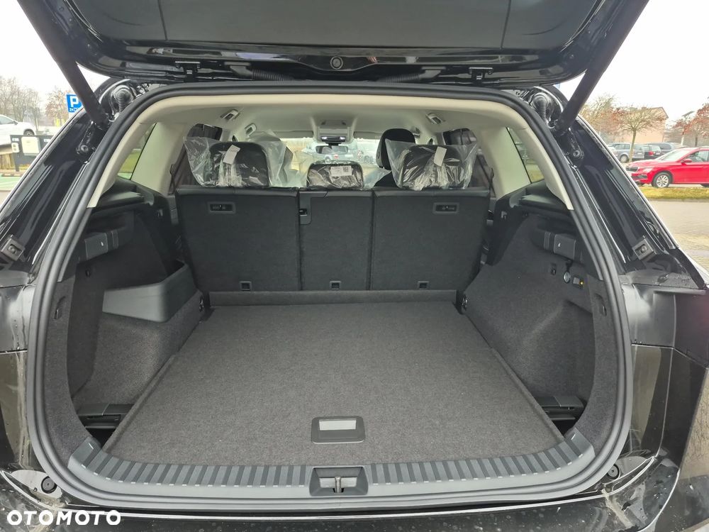 Volkswagen Tayron 2.0 TSI Life Plus DSG - 12