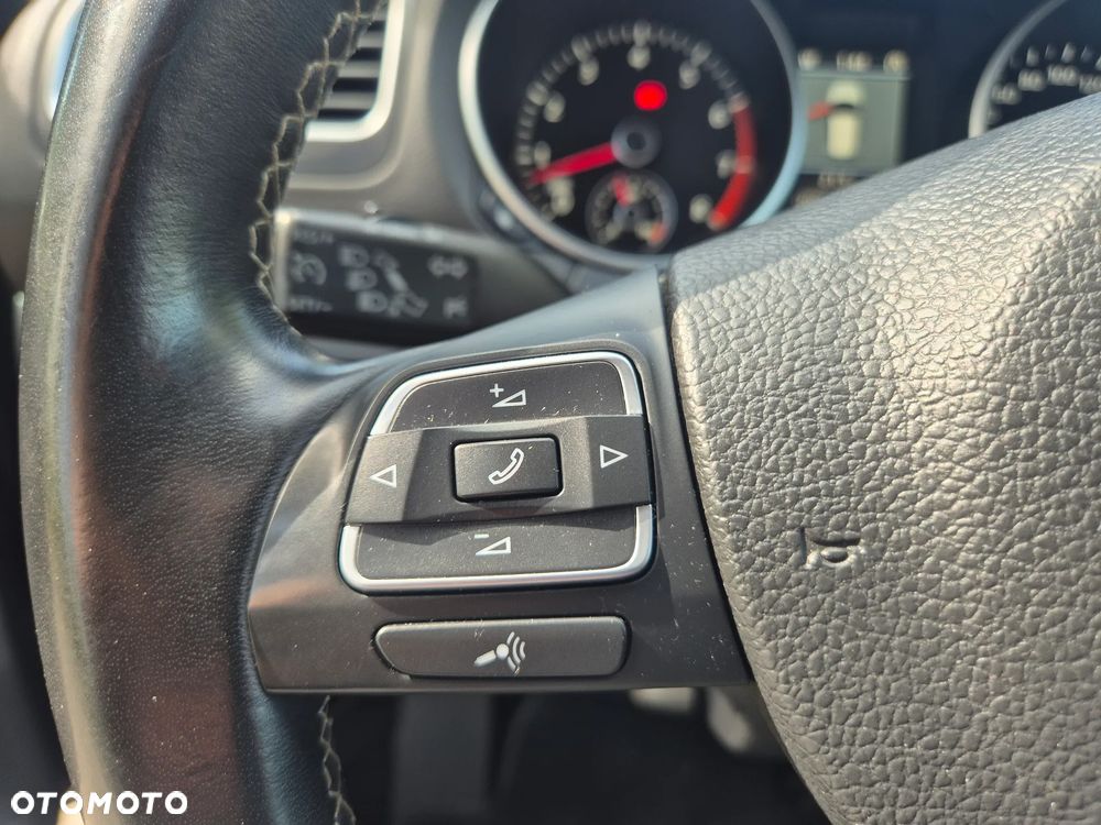 Volkswagen Golf 1.2 TSI BlueMotion Technology MATCH - 20