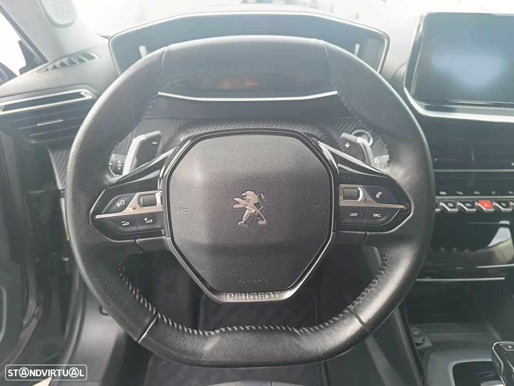 Peugeot 2008 PureTech 130 EAT8 Allure - 24