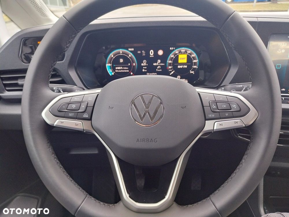 Volkswagen Caddy Caddy silnik: 2,0 l TDI EU6 SCR 75 kW skrzynia biegów: manualna 6 -biegowa rozstaw osi: 2755 mm - 15