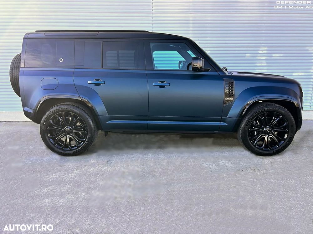 Land Rover Defender - 3