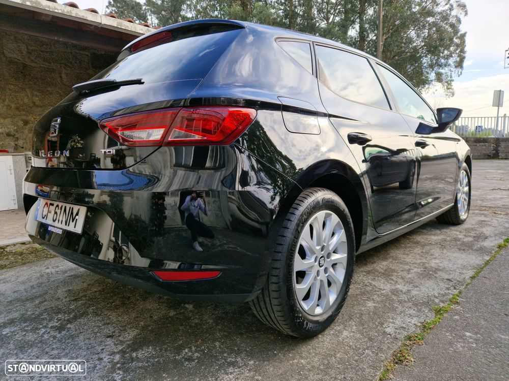 SEAT Leon ST 2.0 TDI DPF Style - 5