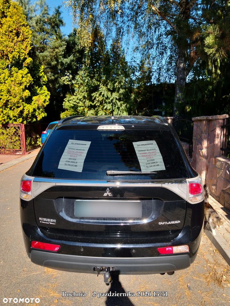 Mitsubishi Outlander - 2
