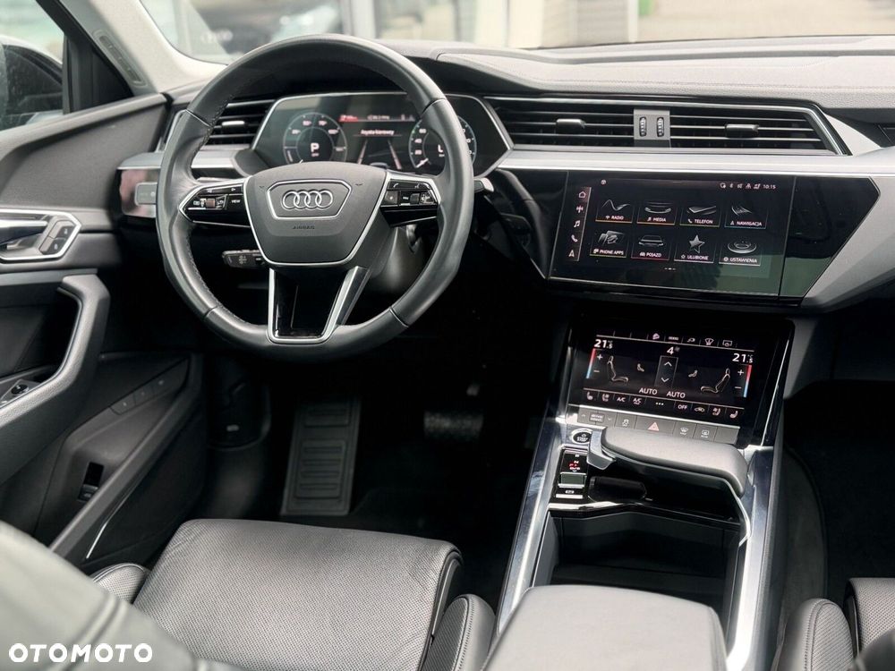Audi e-tron Sportback - 22