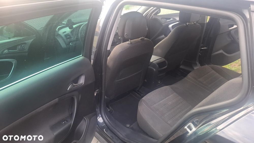 Opel Insignia CT 2.0 CDTI - 9