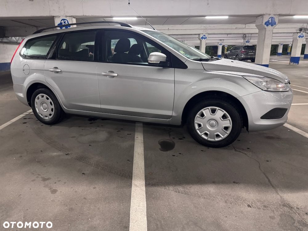 Ford Focus - 36