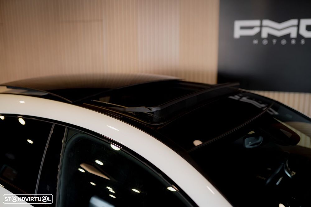 Mercedes-Benz CLA 250 e Shooting Brake AMG Line - 12