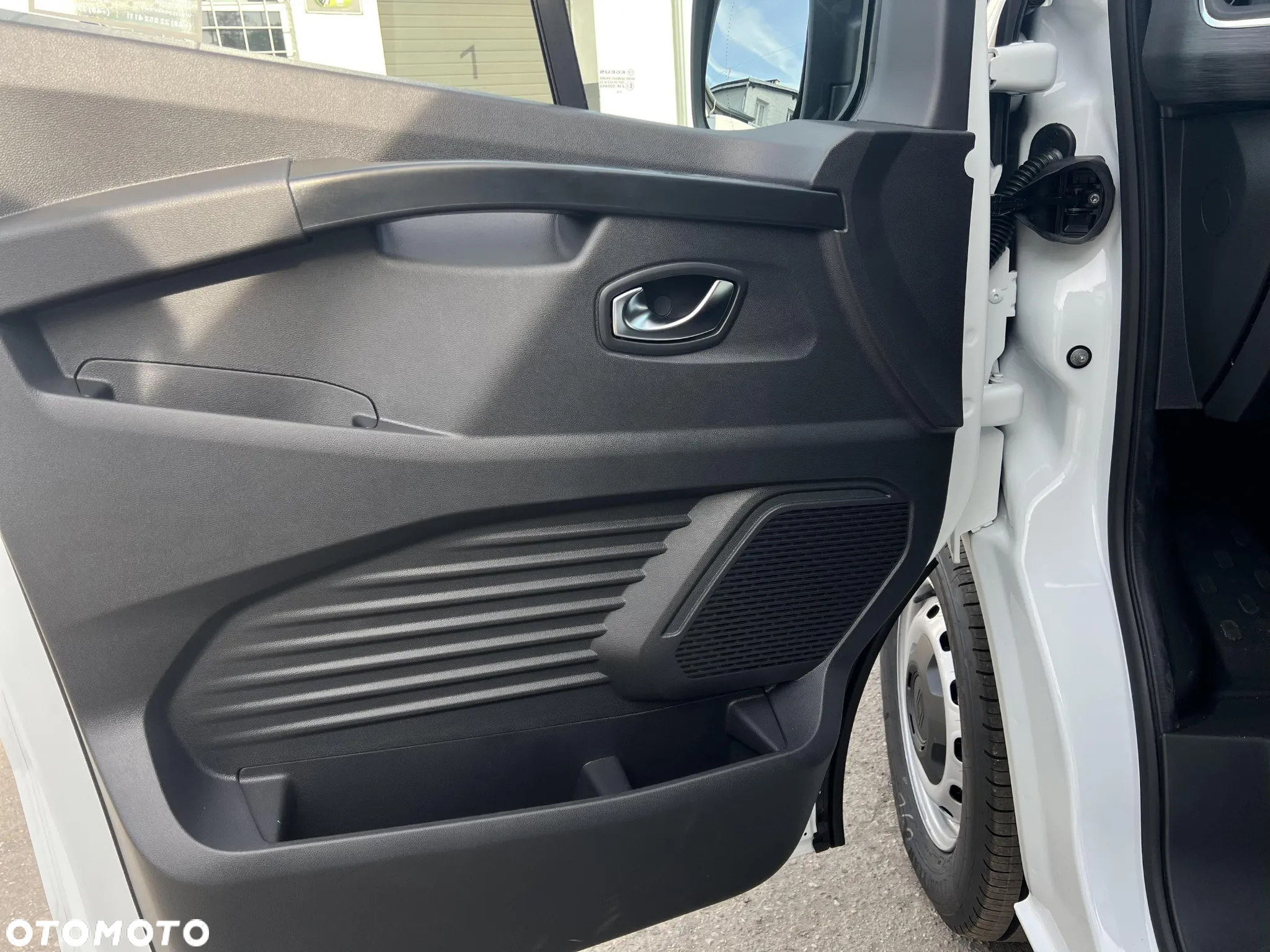 Renault Trafic - 10