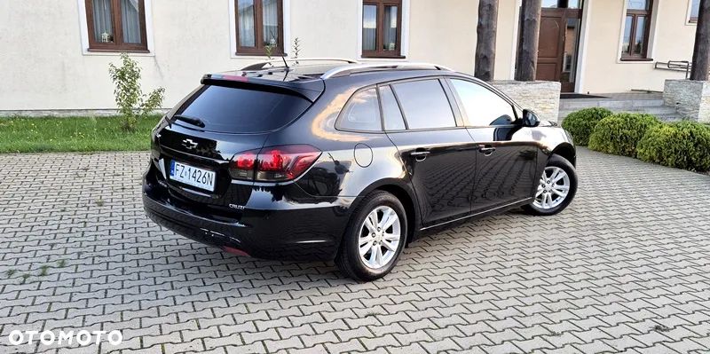 Chevrolet Cruze 1.8 LTZ+ - 23