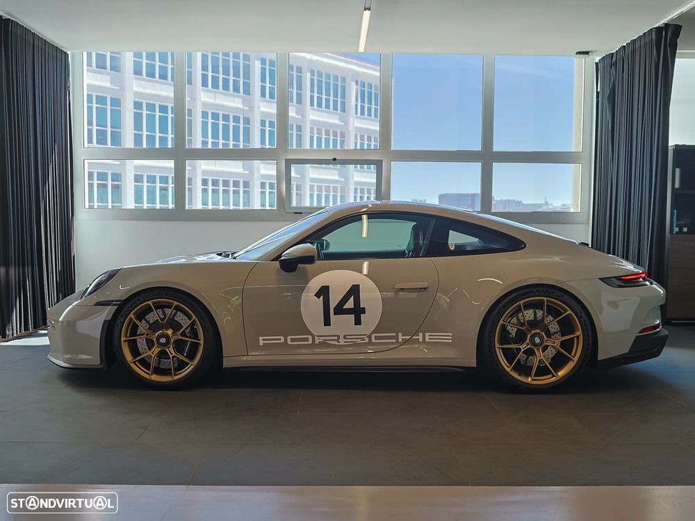 Porsche 911 (992) GT3 PDK Touring Pack - 9