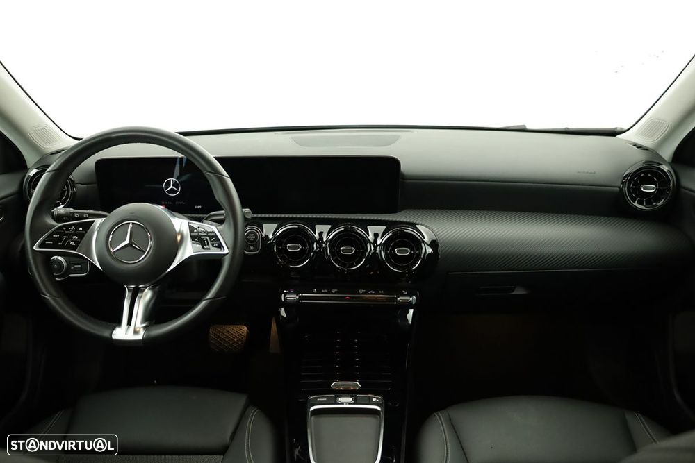 Mercedes-Benz A 200 Standard - 8