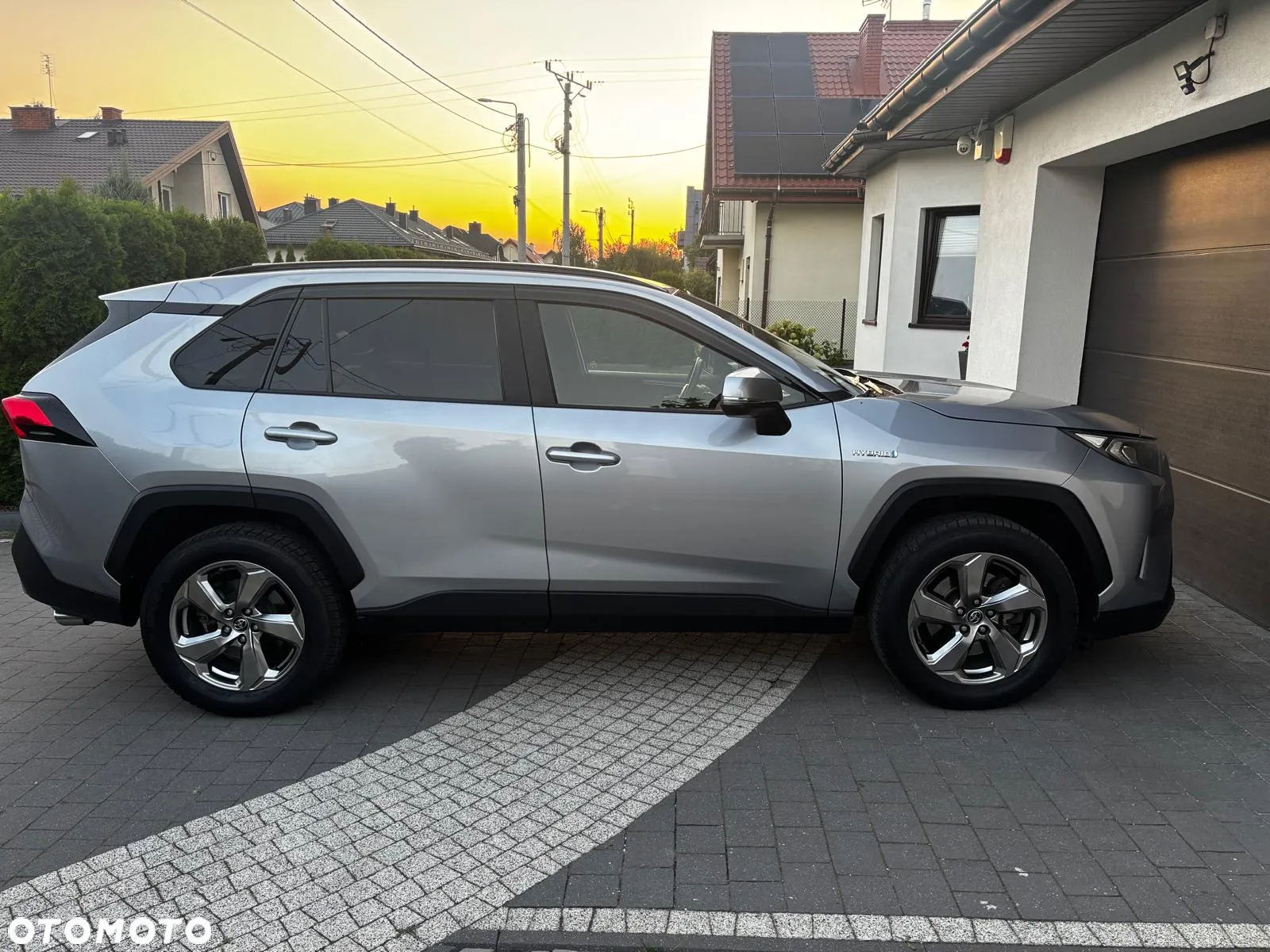 Toyota RAV4 - 2