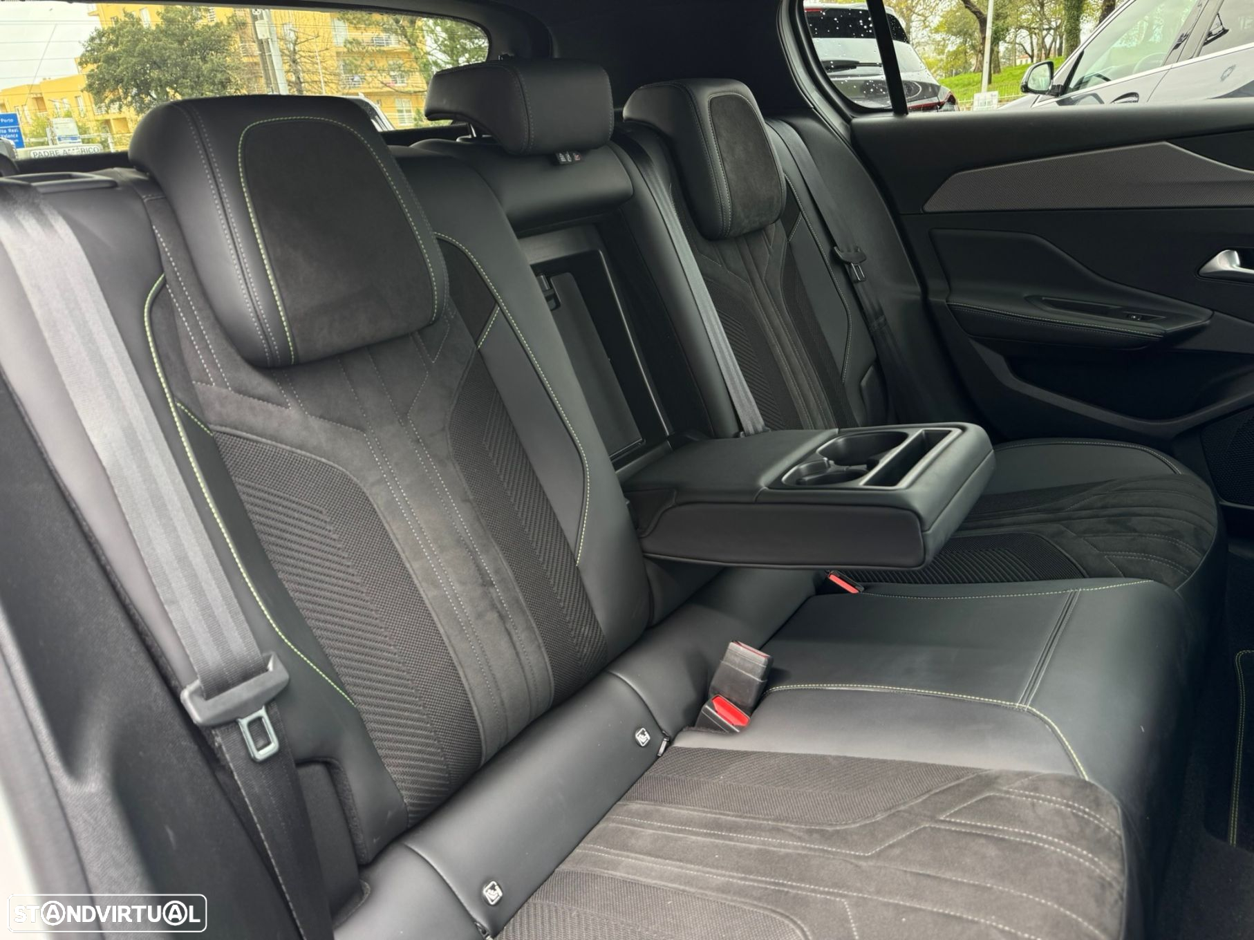 Peugeot 308 1.6 Hybrid GT e-EAT8 - 20