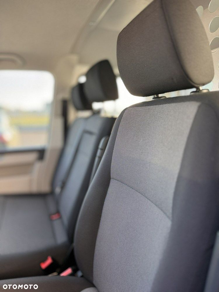 Volkswagen Transporter - 16