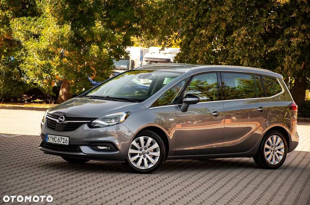 Opel Zafira 2.0 D (CDTI ecoFLEX) Start/Stop Business Innovation - 12