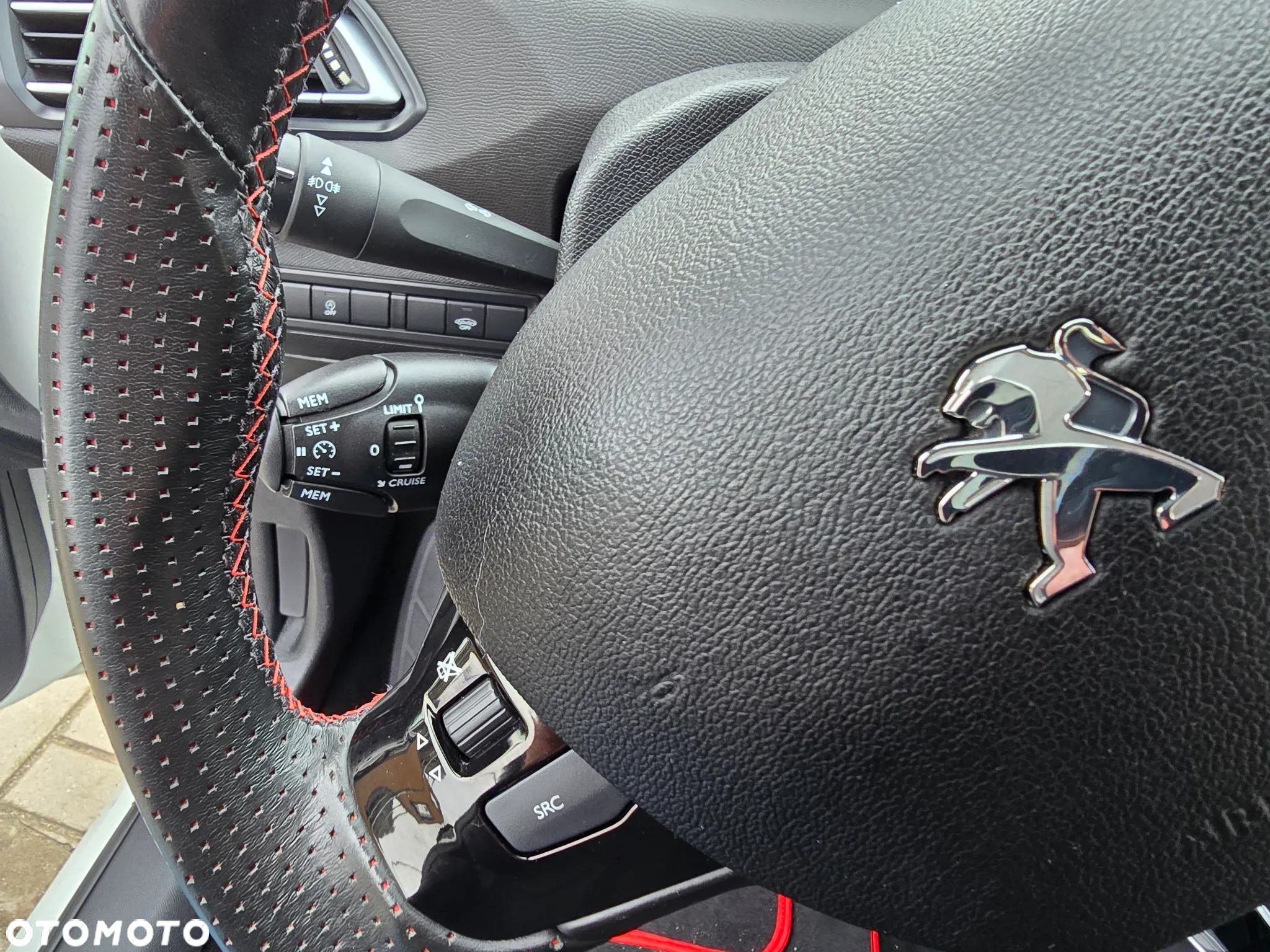 Peugeot 308 - 26