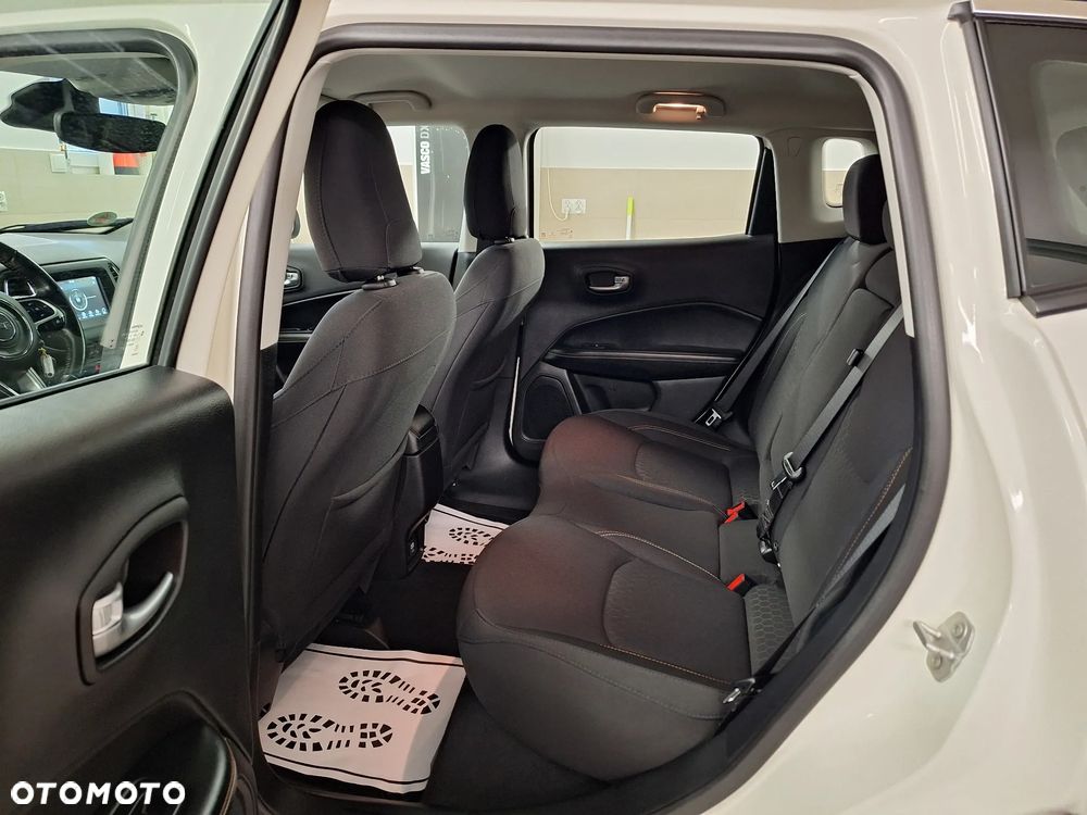 Jeep Compass 1.4 MultiAir Limited - 22