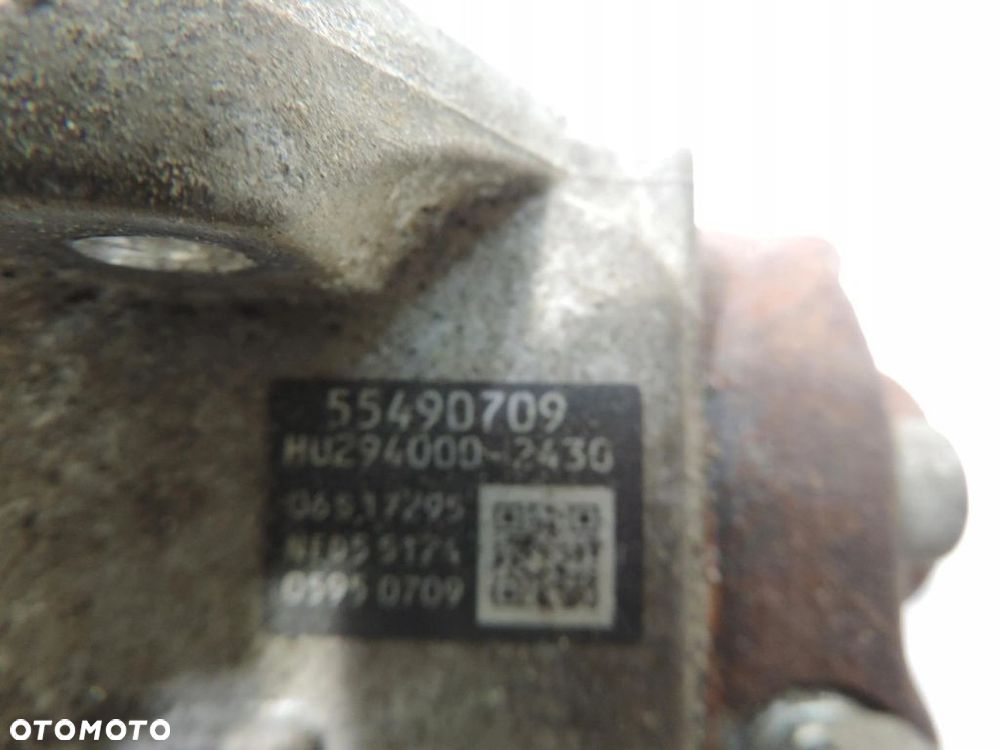 POMPA WTRYSKOWA OPEL ASTRA J K 1.6 CDTI 55490709 - 2