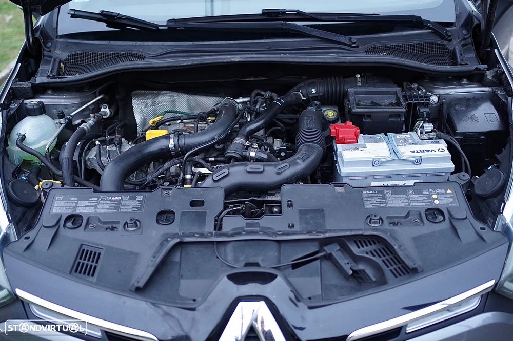 Renault Clio Sport Tourer - 14