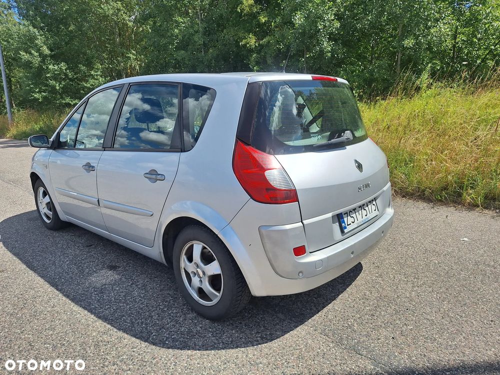 Renault Scenic 1.5 dCi Alize - 4