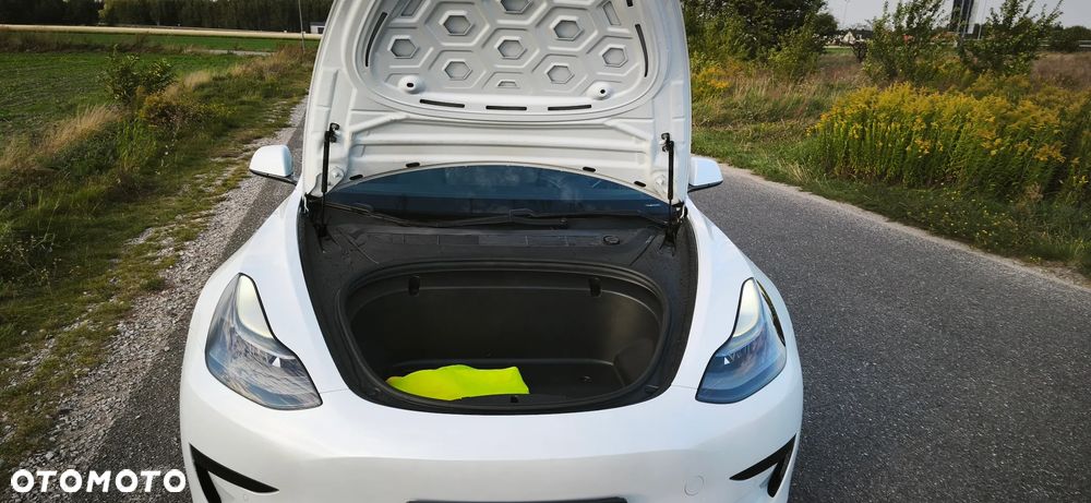 Tesla Model 3 2020 photo 5