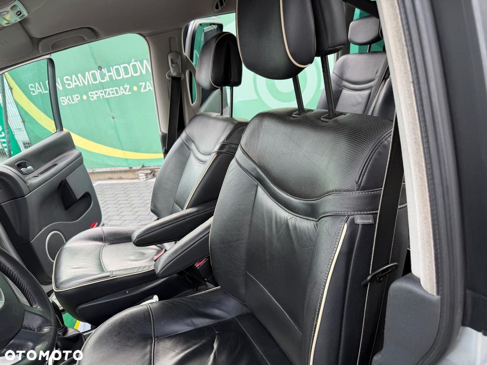 Renault Espace 2.0 dCi FAP Privilege - 10