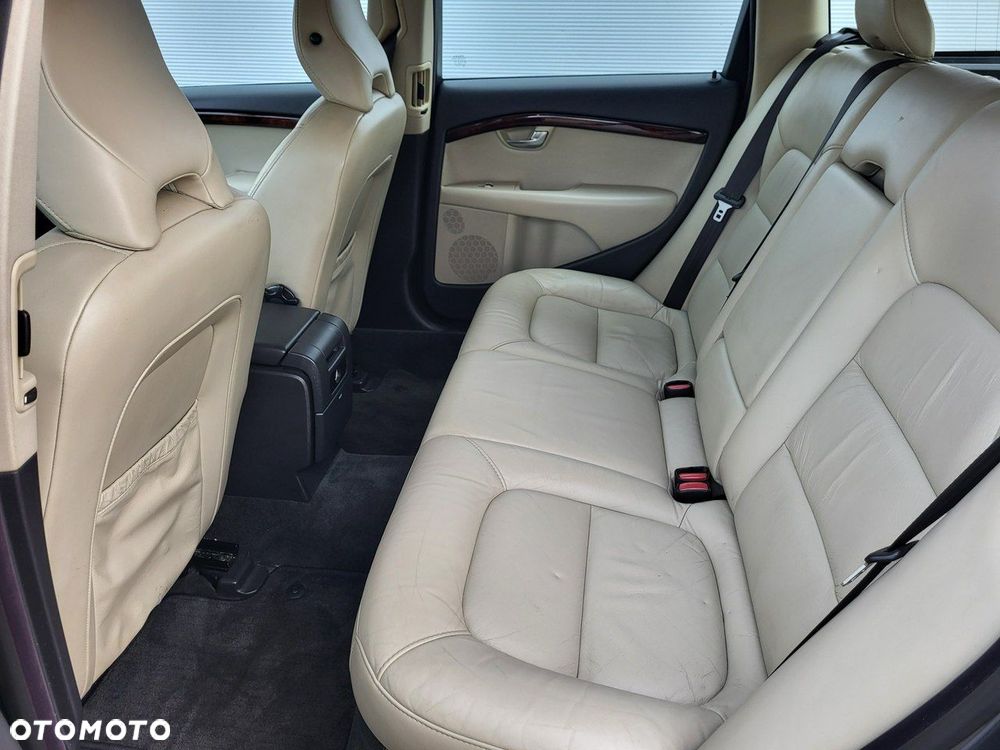 Volvo V70 - 26