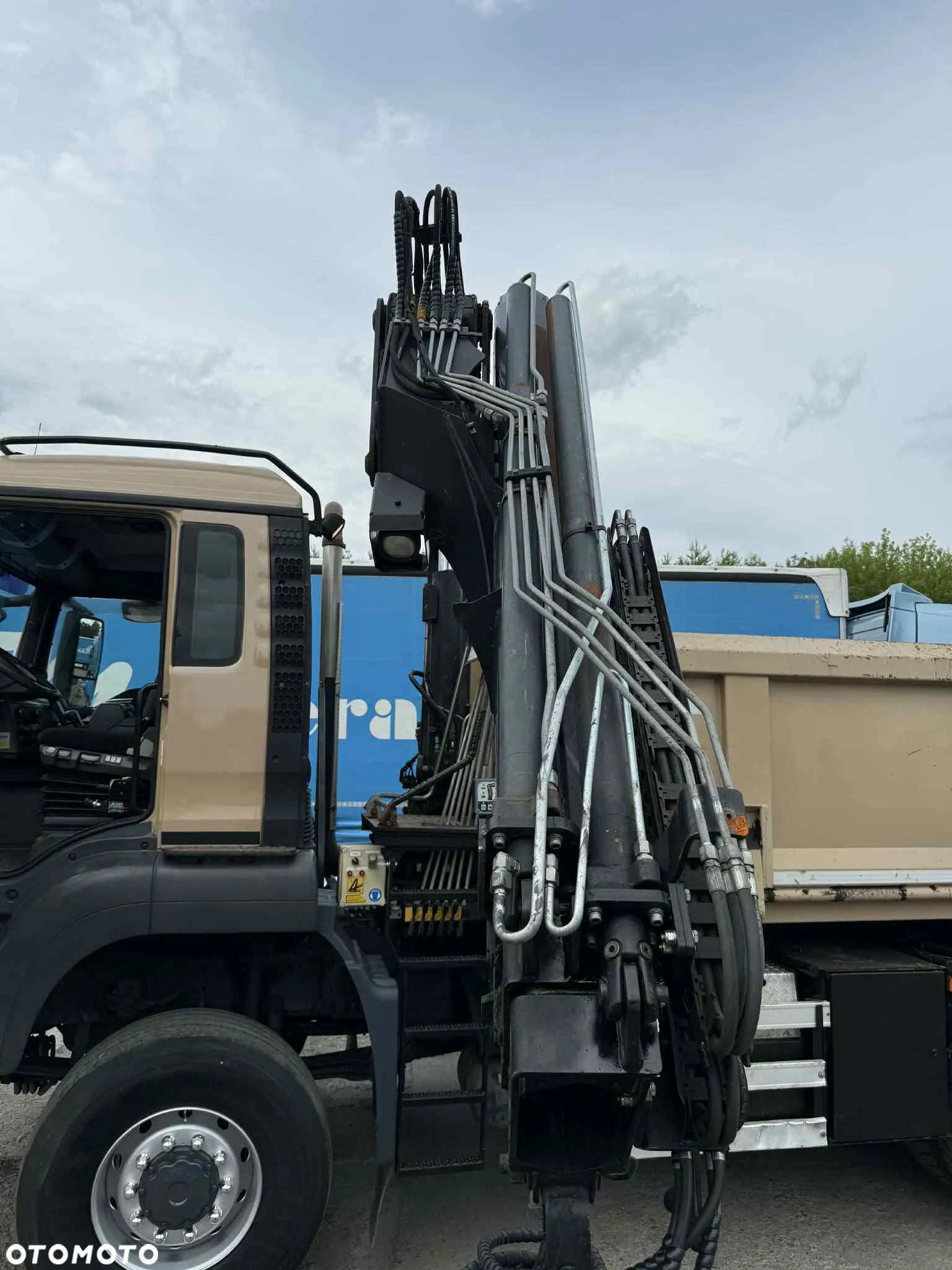 MAN TGS 33 6X6 - 34