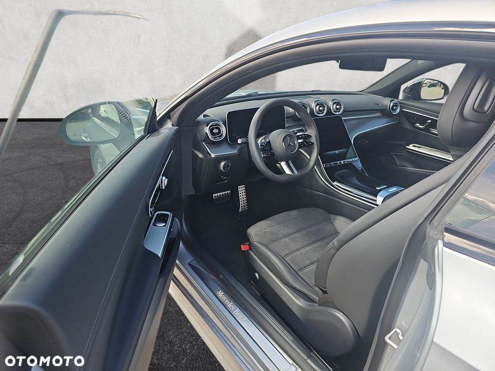 Mercedes-Benz CLE - 10