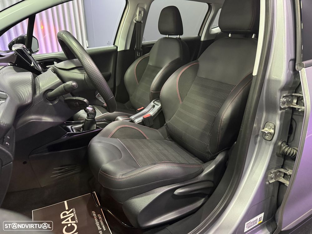 Peugeot 2008 1.2 PureTech GT Line - 9