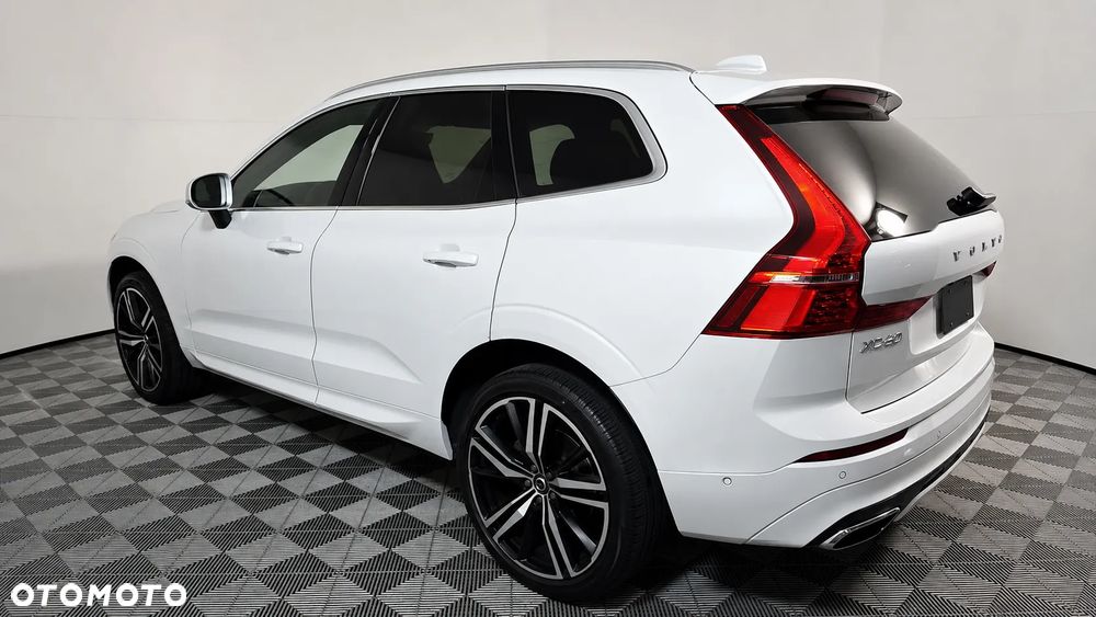 Volvo XC 60 T5 R-Design - 7