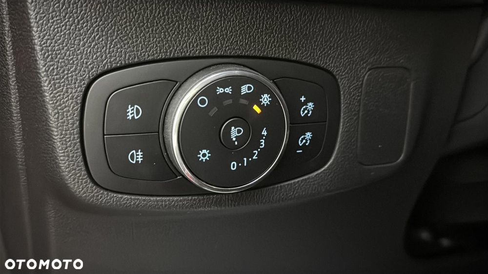 Ford Focus 1.0 EcoBoost mHEV Titanium X - 29