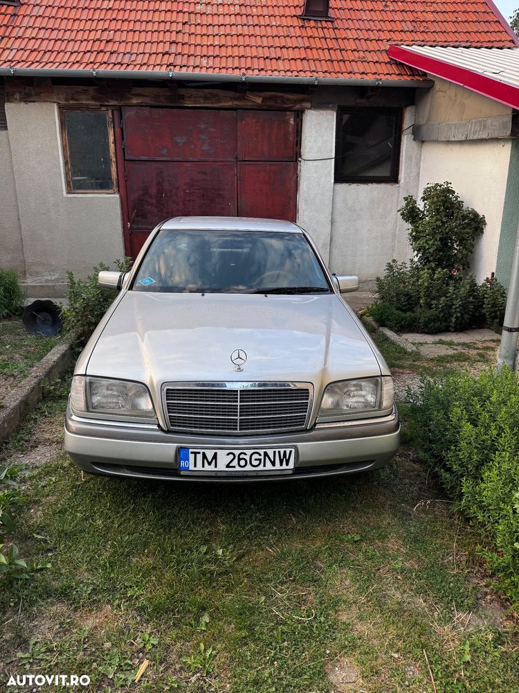Mercedes-Benz C - 1