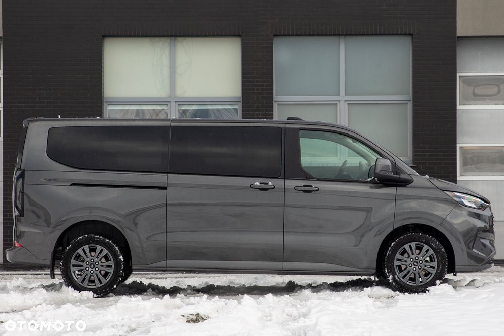Ford Tourneo Custom - 4